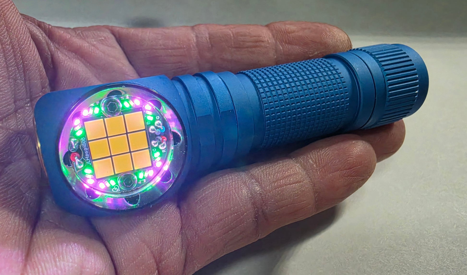 Emisar DW3AA "MEGA" 9 x LED Mule Right Angle Flashlight/Work light CYAN