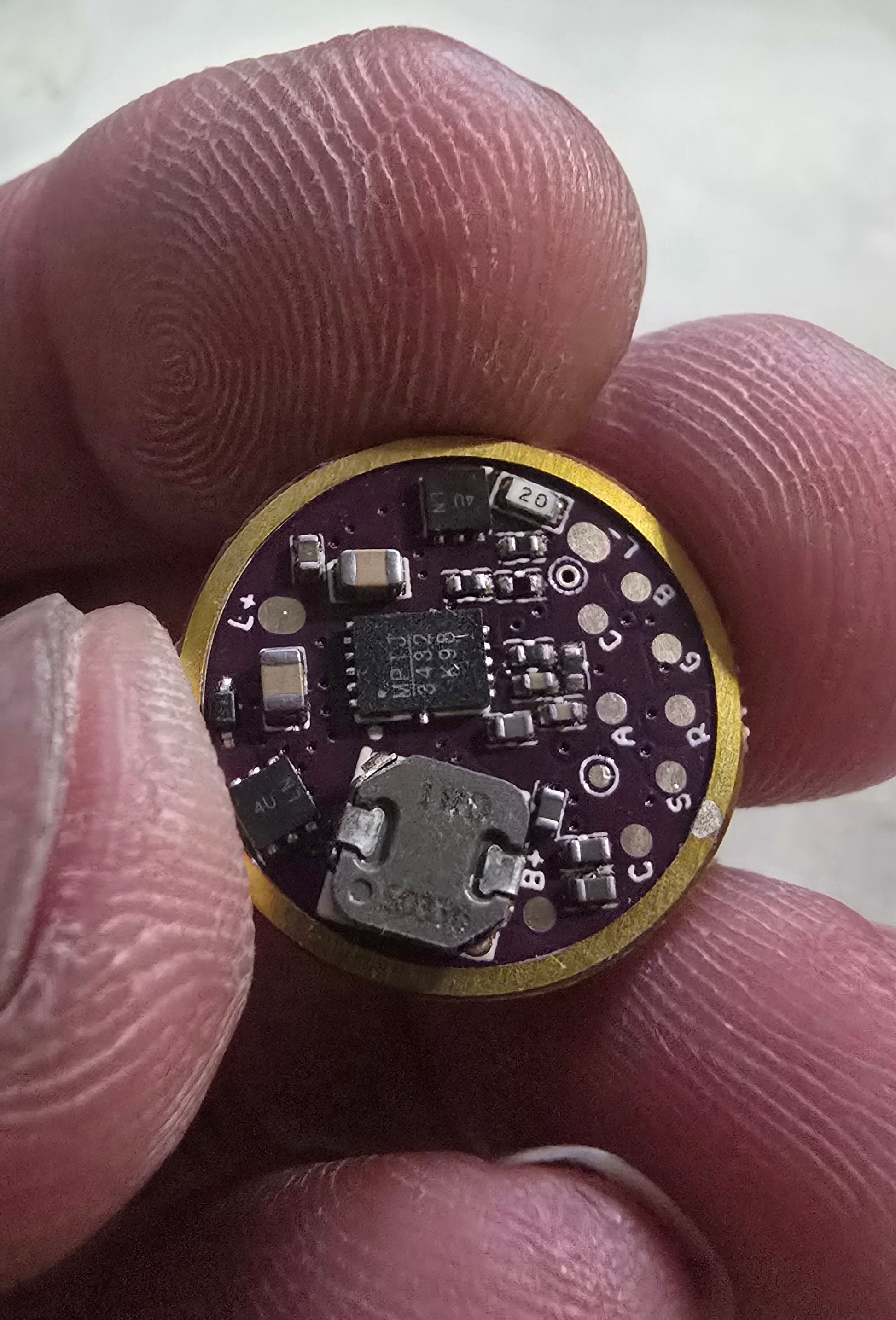 Noctigon KR1AA v1 14500/AA Custom LED Flashlight