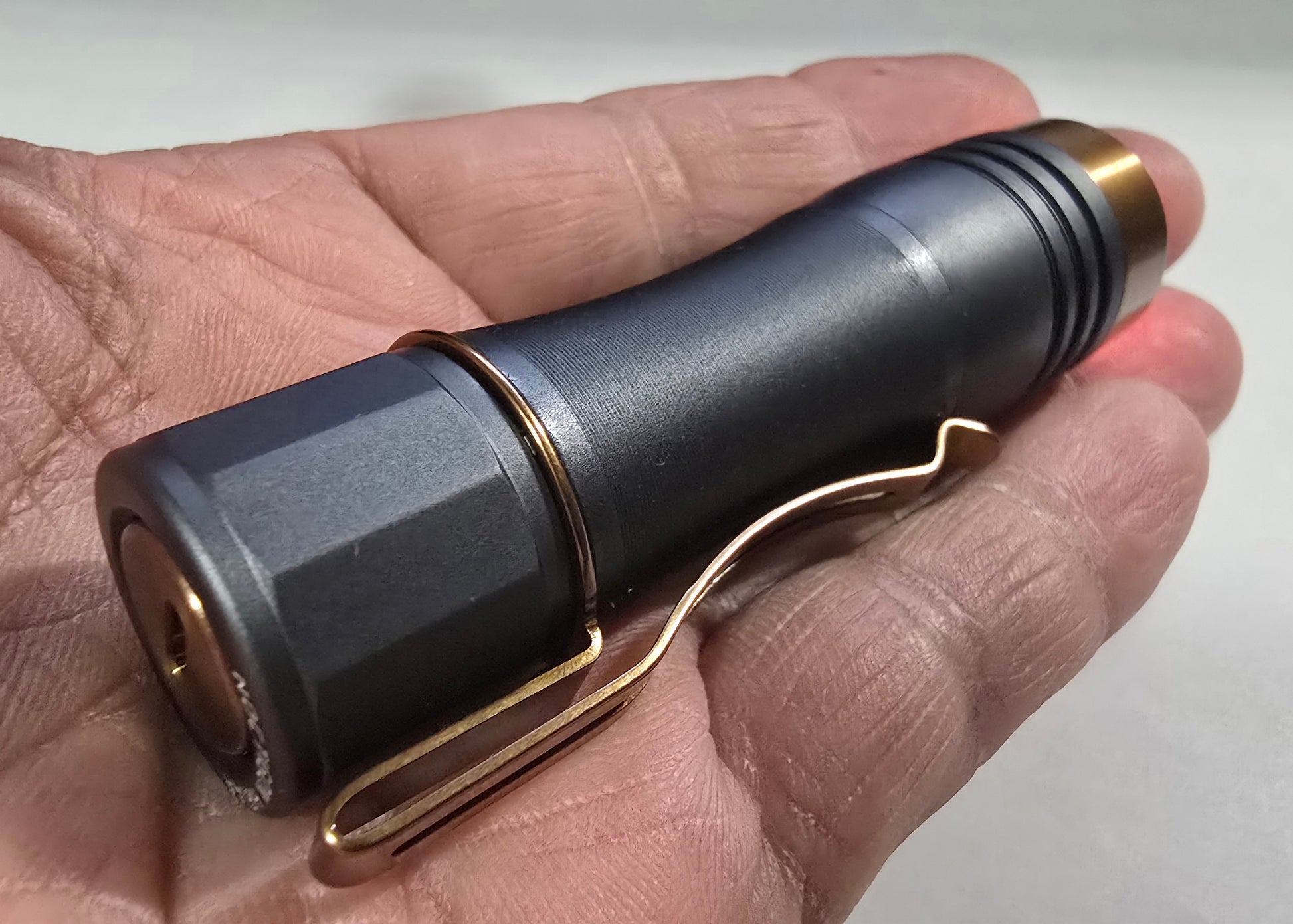 Noctigon KR1AA v1 14500/AA Custom LED Flashlight