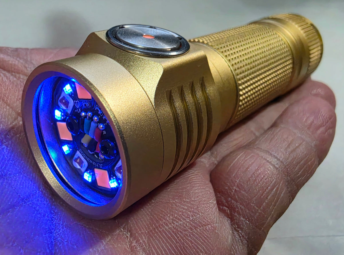 Emisar D4V2 Mule 2CH 2-CH High Power LED Flashlight SAND