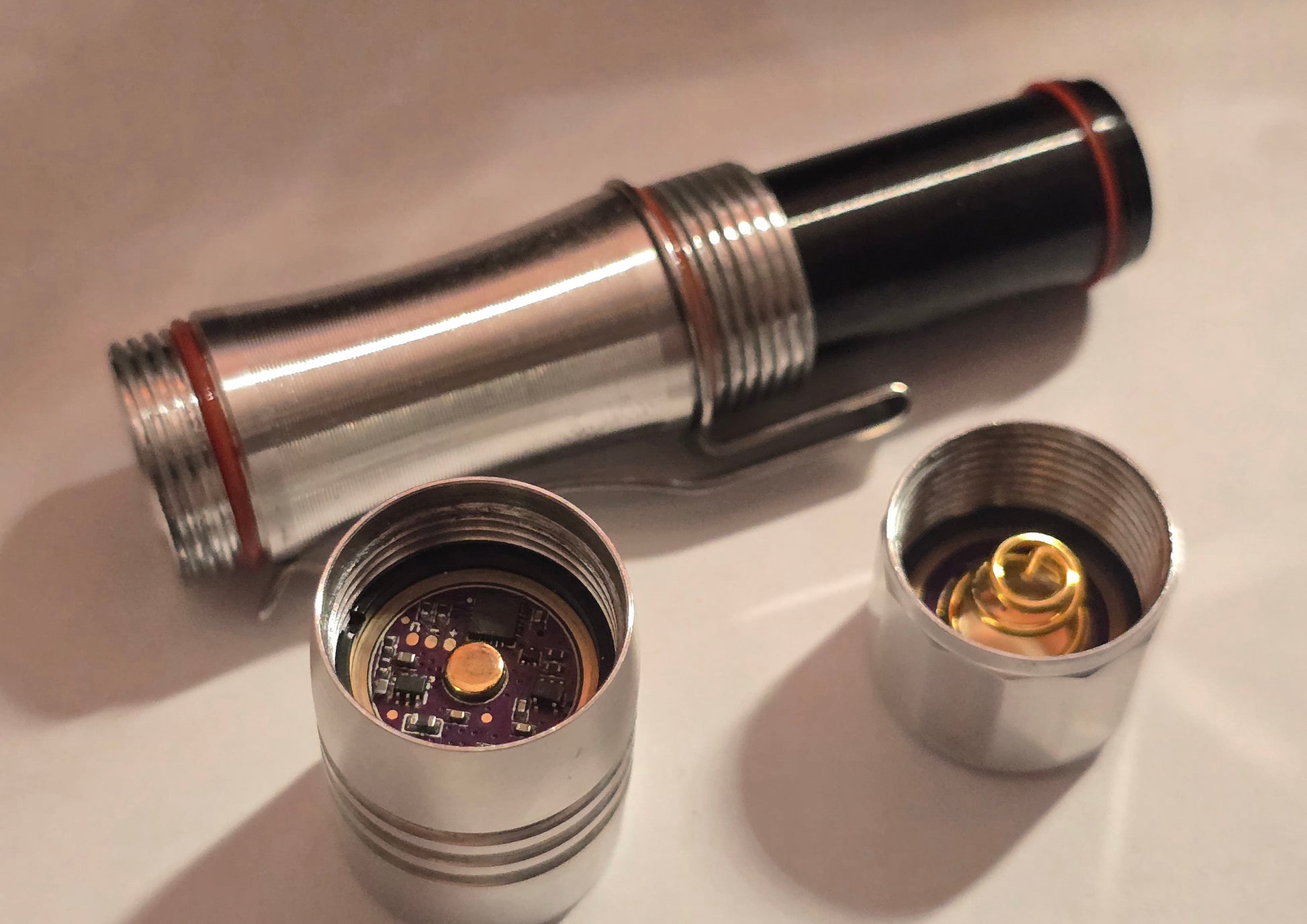 Noctigon KR1AA v1 14500/AA Custom LED Flashlight