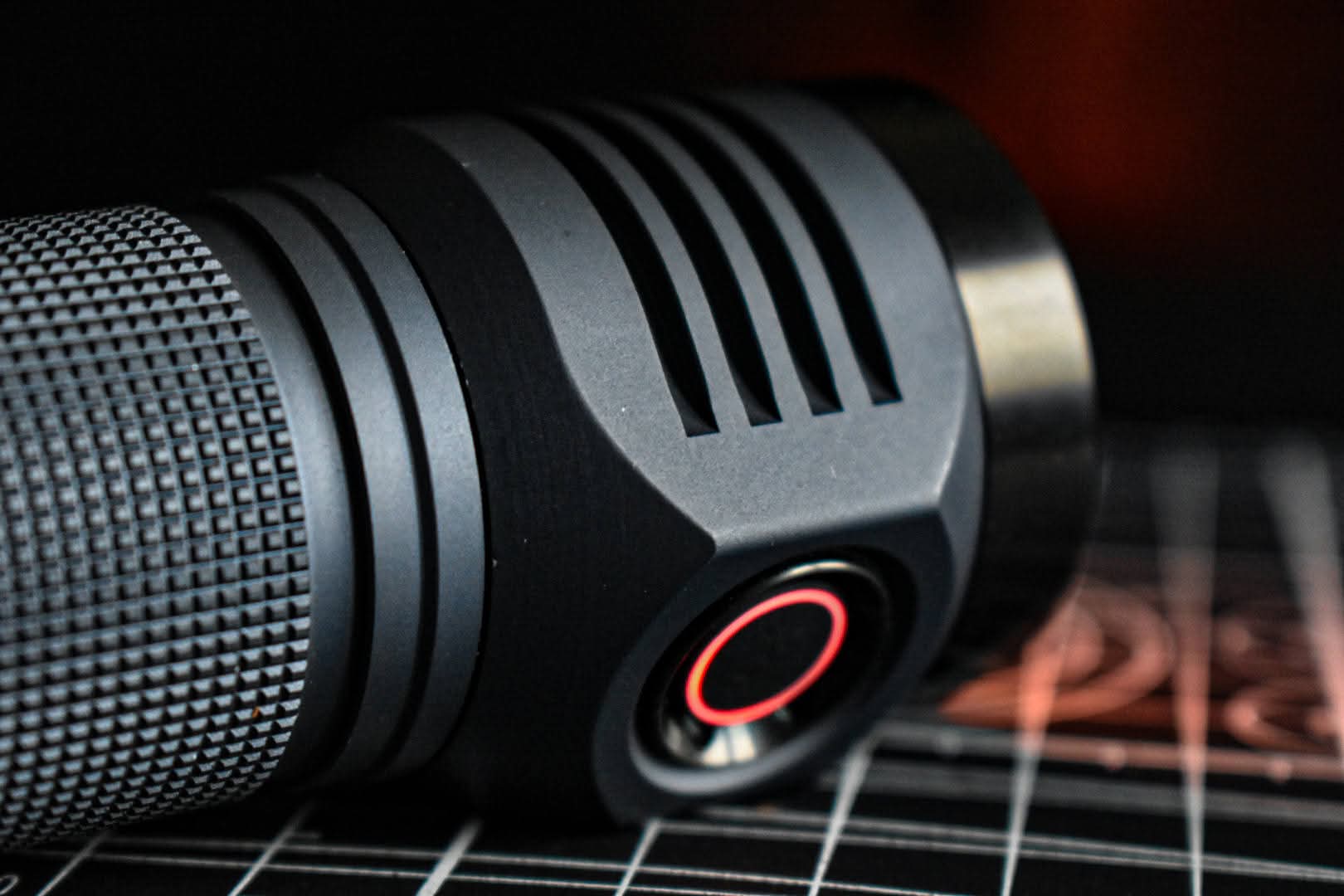 Emisar D4SV2 18 x LED Mule 2 Channel Tint Ramp *CUSTOM BUILT-TO-ORDER*