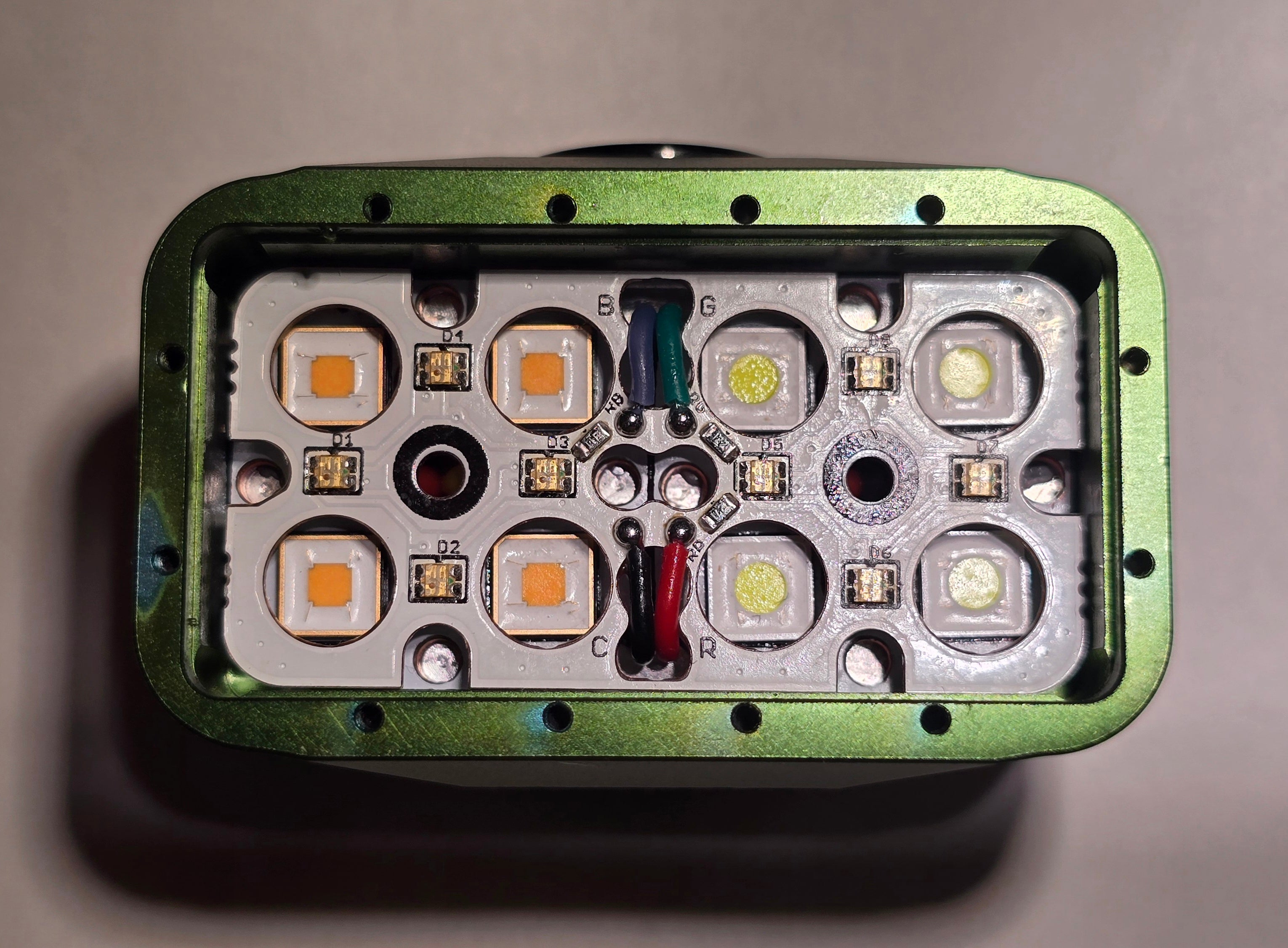 Emisar DT8K 3-CH 3CH 3535/5050SMD High Power LED Flashlight