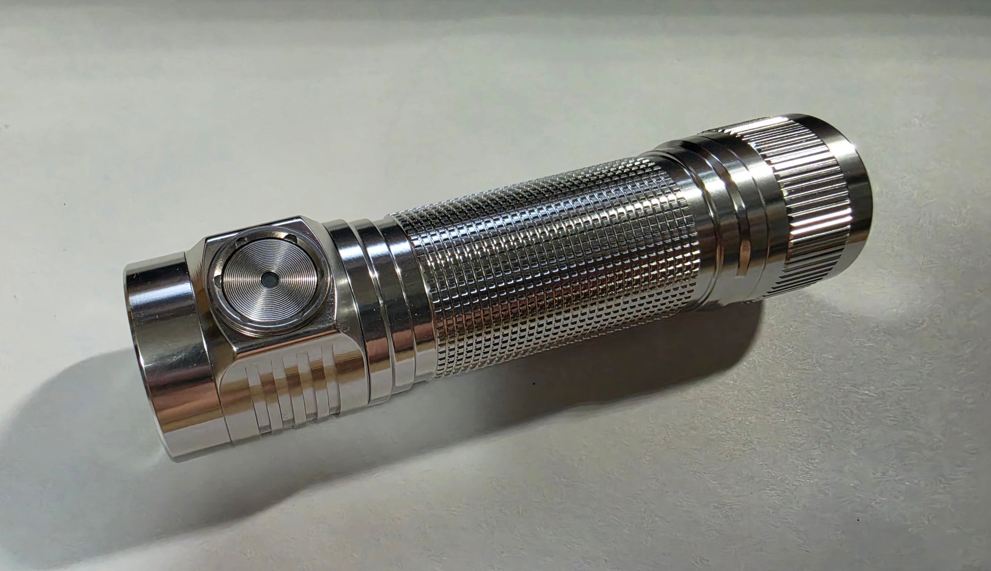 Emisar D4K 5050SMD 2-Channel High Power Led Flashlight SILVER