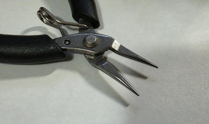 4" Retaining Ring Long Nose Pliers