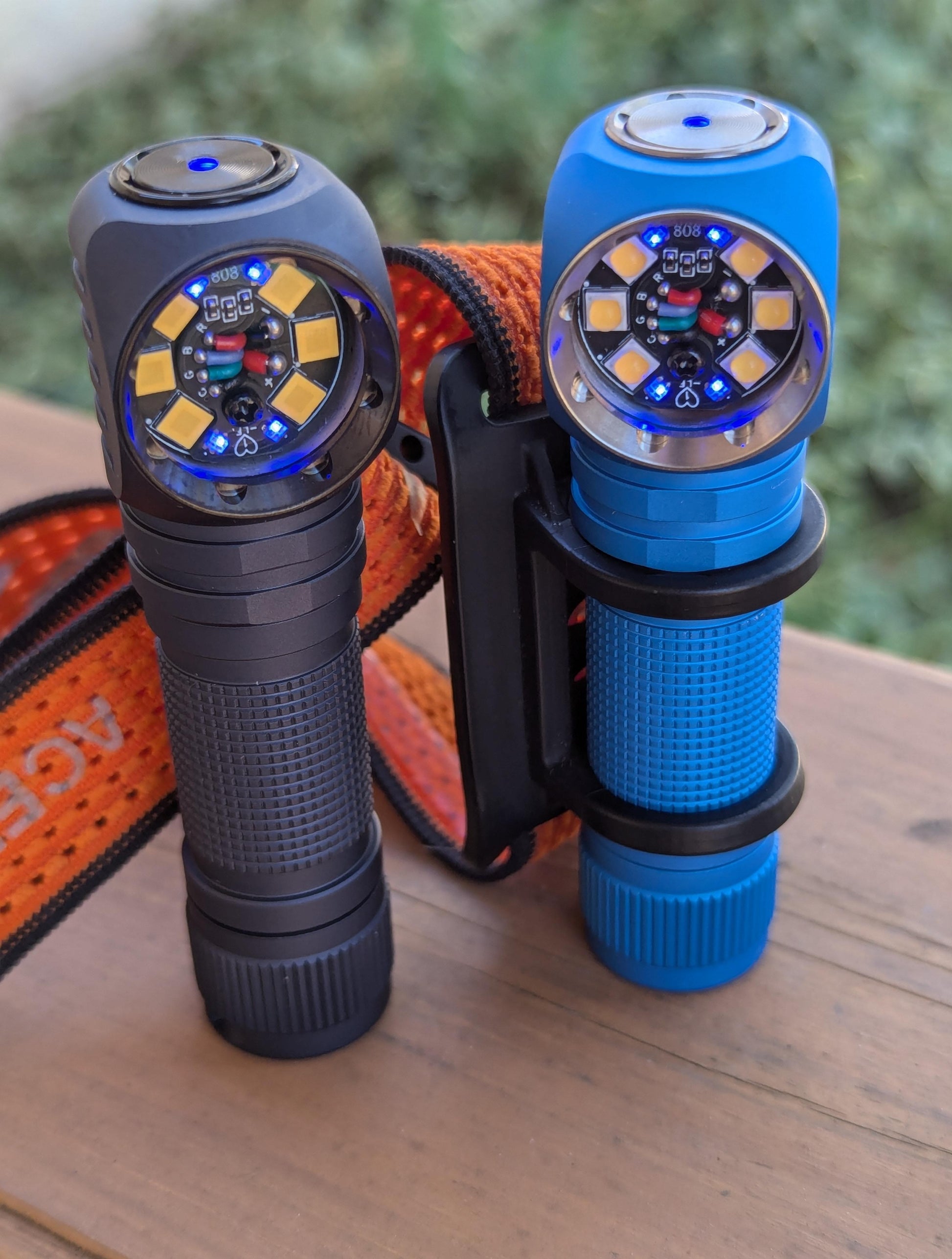 Emisar DW3AA AA/14500 Premium Compact LED Flashlight *CUSTOM BUILT-TO-ORDER*