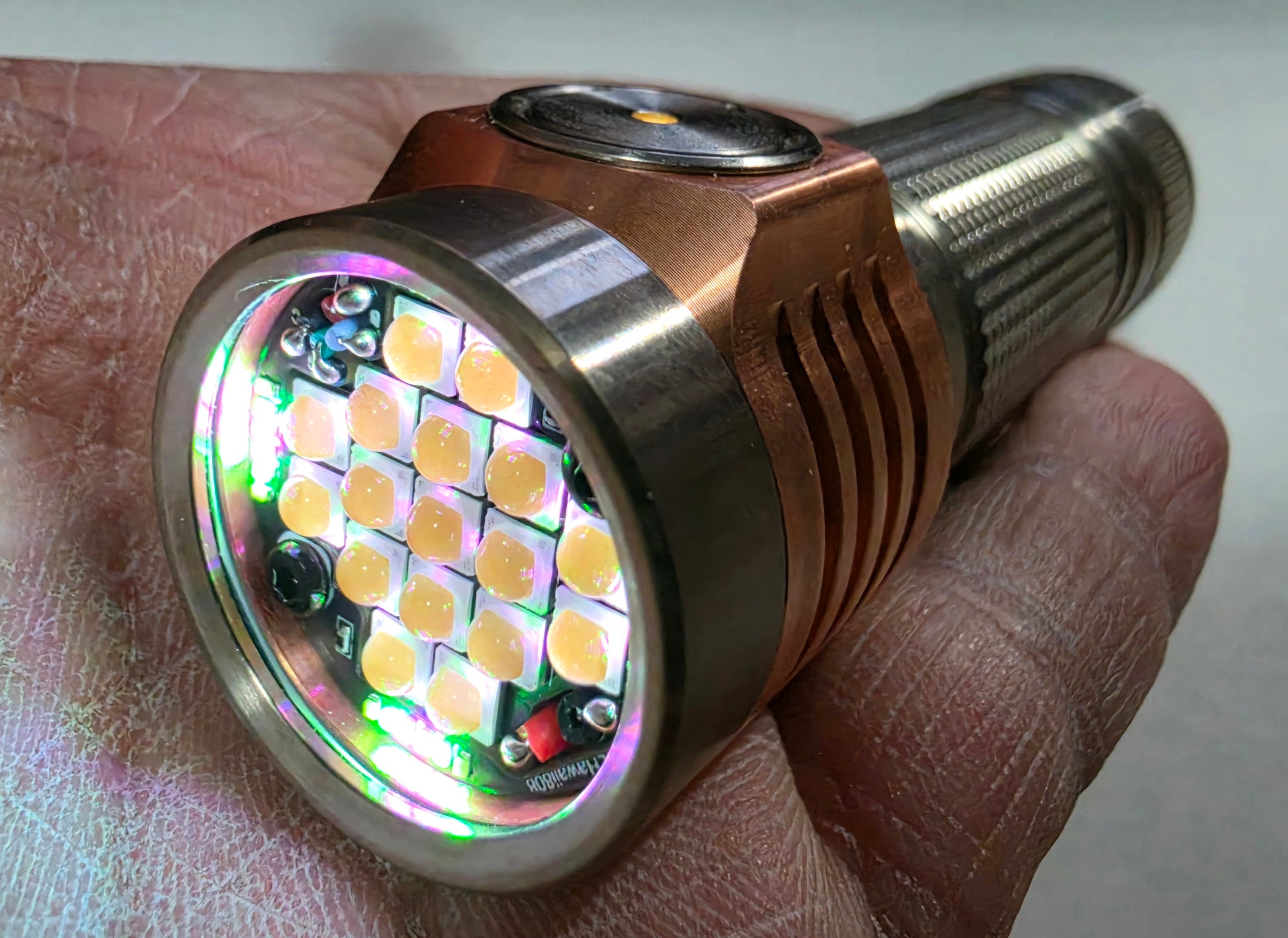Emisar D4V2 Titanium/Copper/Brass 17 x LED 