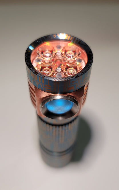 Emisar D4v2 Titanium Blue Circuit Nichia 519a High CRI Led Flashlight