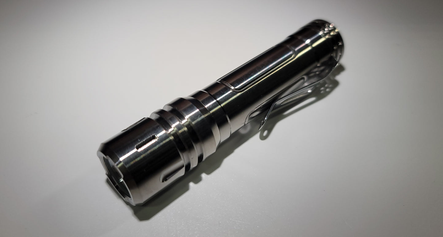 ReyLight Lan Titanium Custom LED Flashlight POLISHED