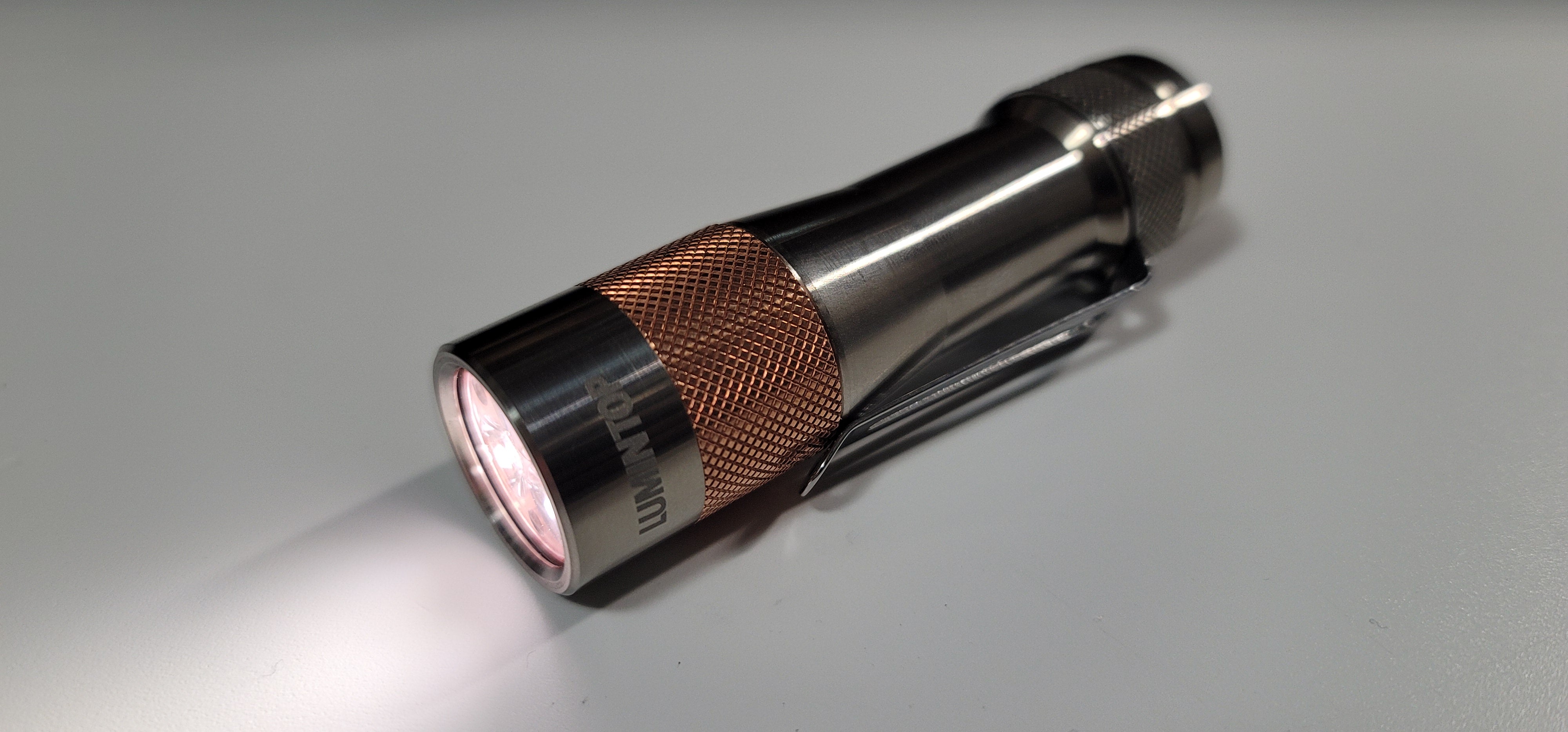 Lumintop FW3A Titanium + Copper Nichia 519a – JLHawaii808