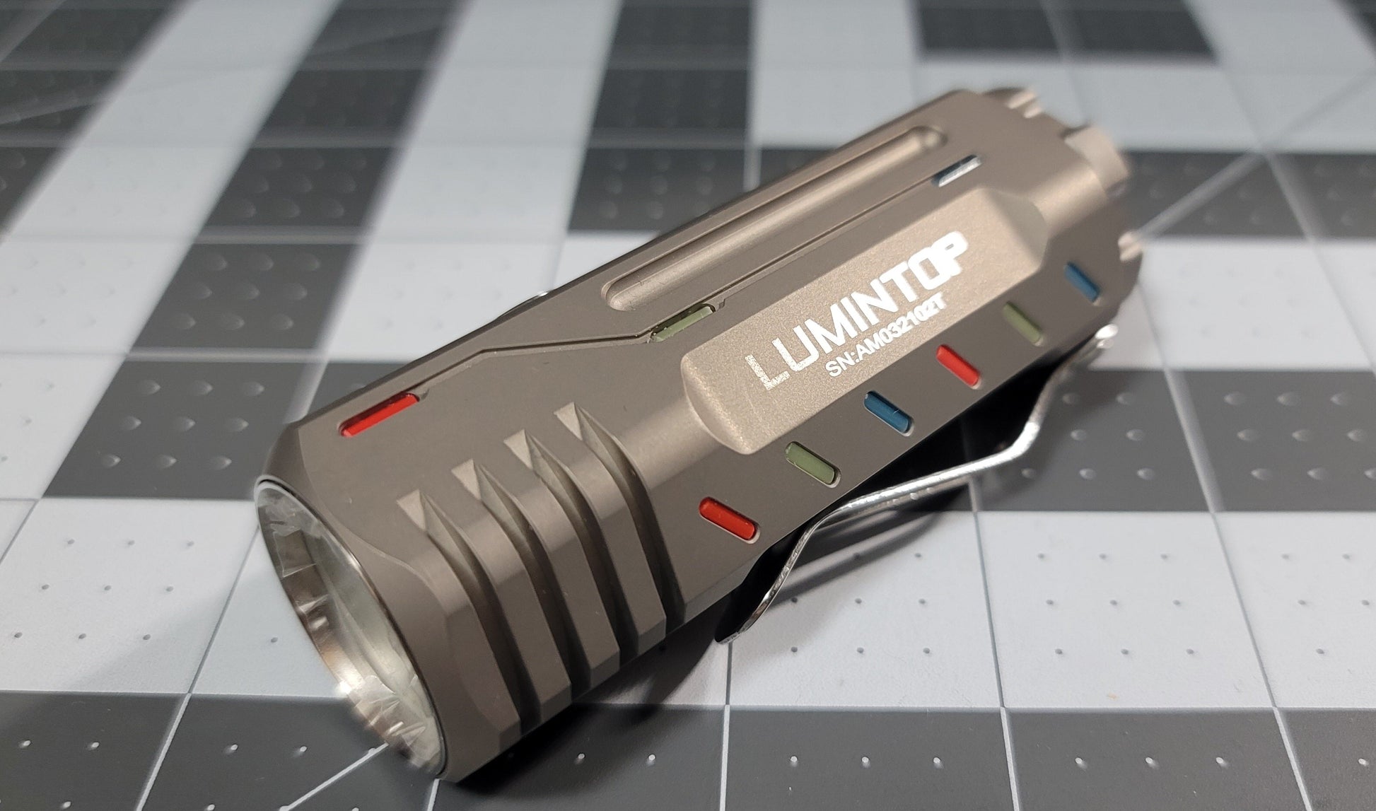 Lumintop Thor5 Thor 5 370 Lumens 1200 Meters Titanium LEP Flashlight