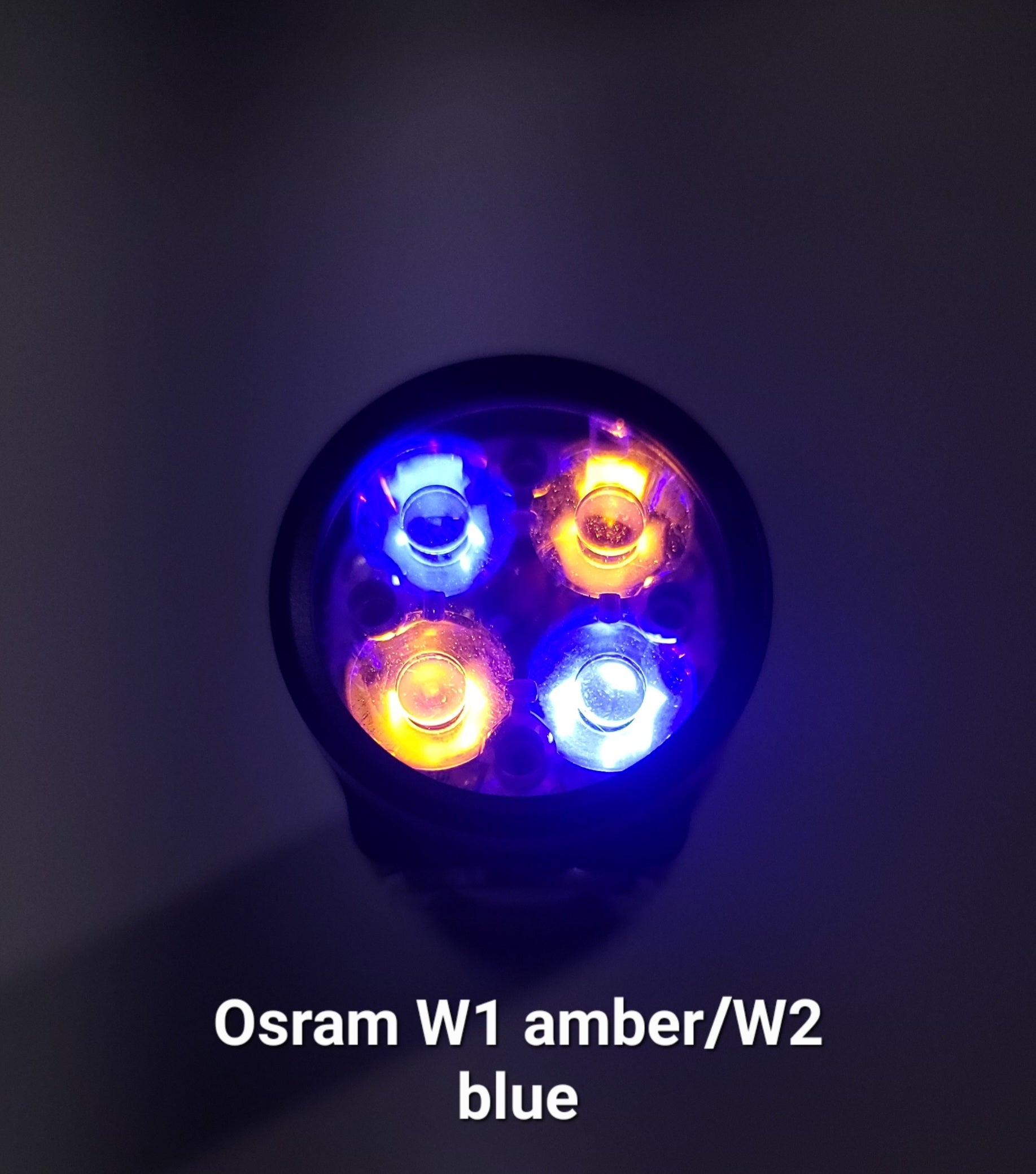 Emisar D4V2 Tint Ramp Channel Switching LED Flashlight