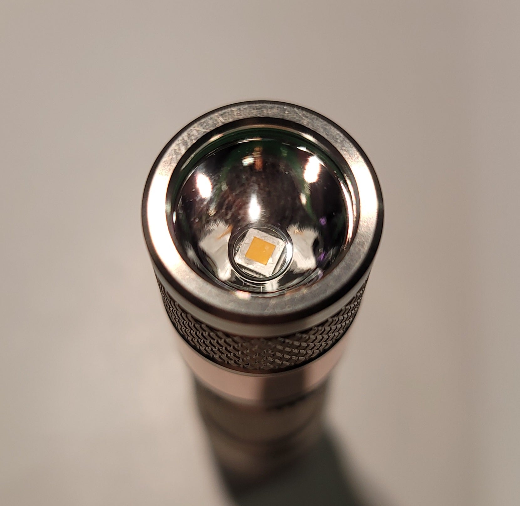 Lumintop Tool AA Titanium 2.0 Nichia 519a 5700k Custom