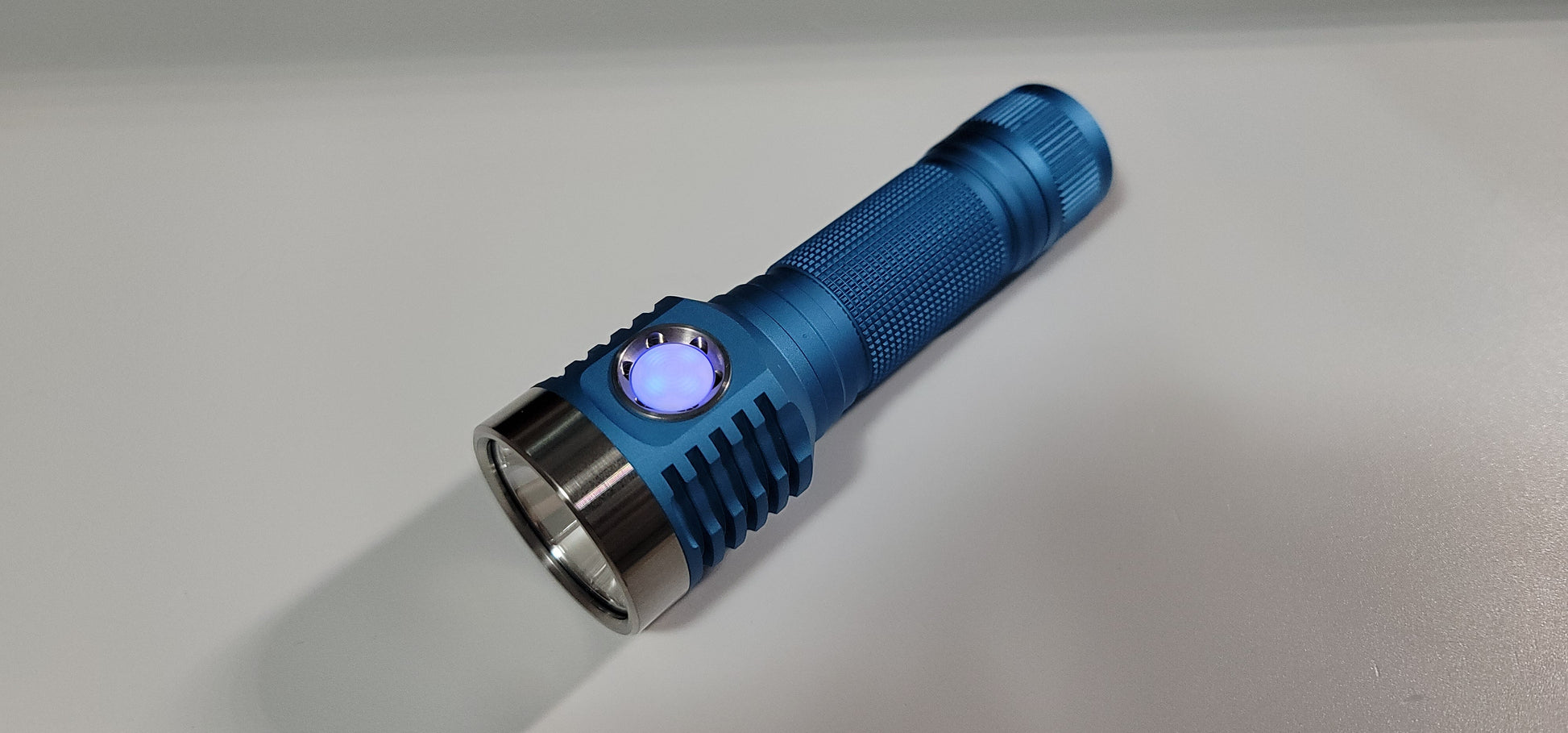 Emisar D1 Mini Thrower GT-FC40 LED Flashlight CYAN