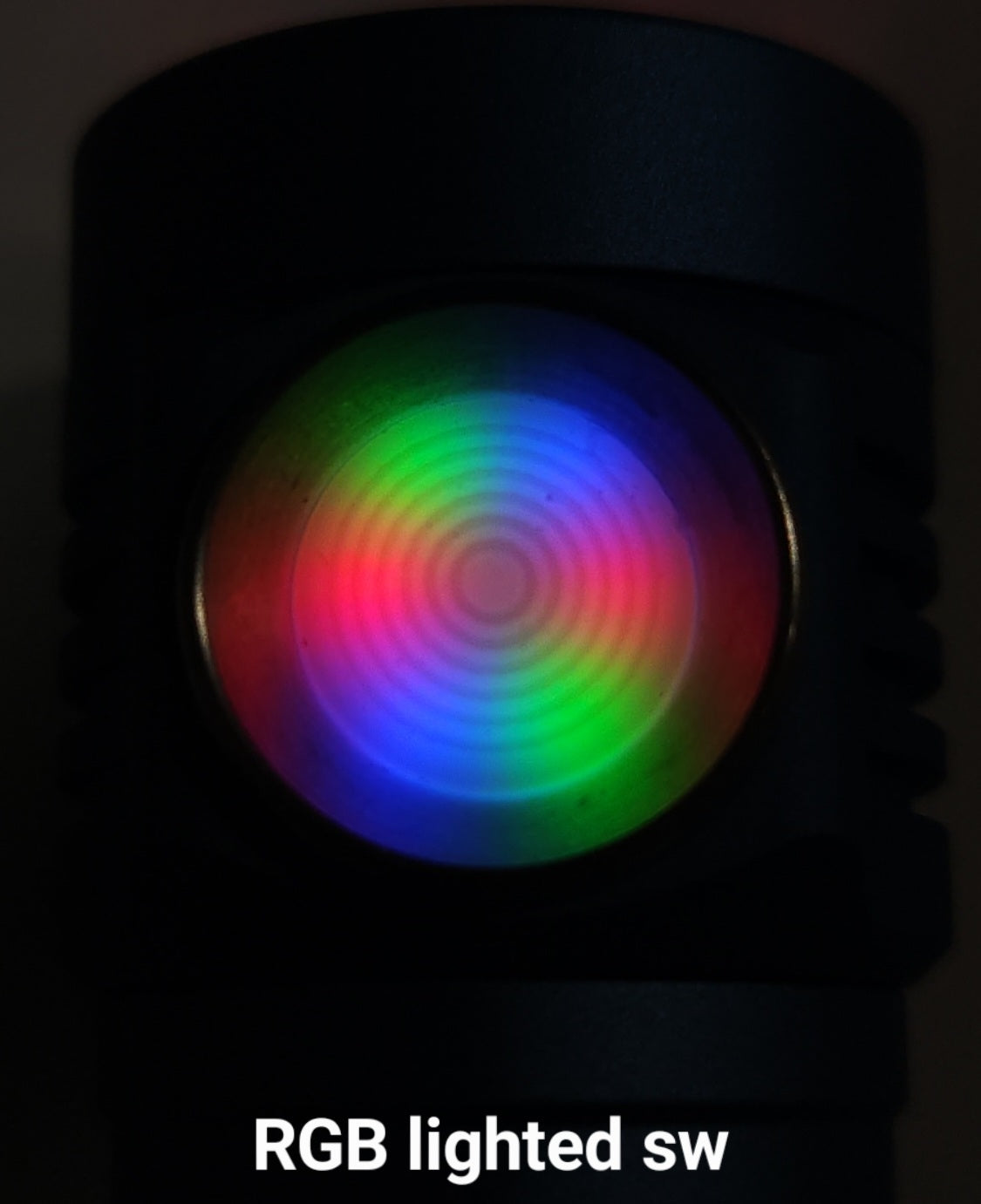Emisar D4v2 Quad Nichia 519A High CRI LED Flashlight