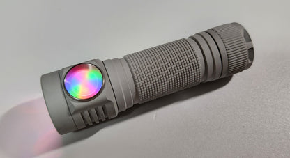 Emisar D4v2 Quad Nichia 519A High CRI LED Flashlight