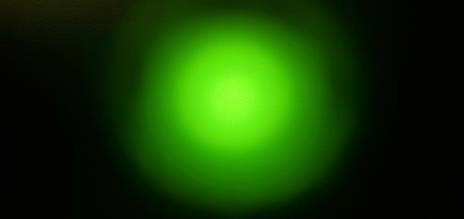 Emisar D4v2 Titanium Osram W2 Green High Power LED Flashlight